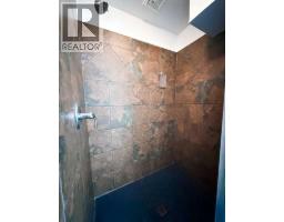 9701 73 Avenue, Peace River, AB T8S1E2 Photo 15