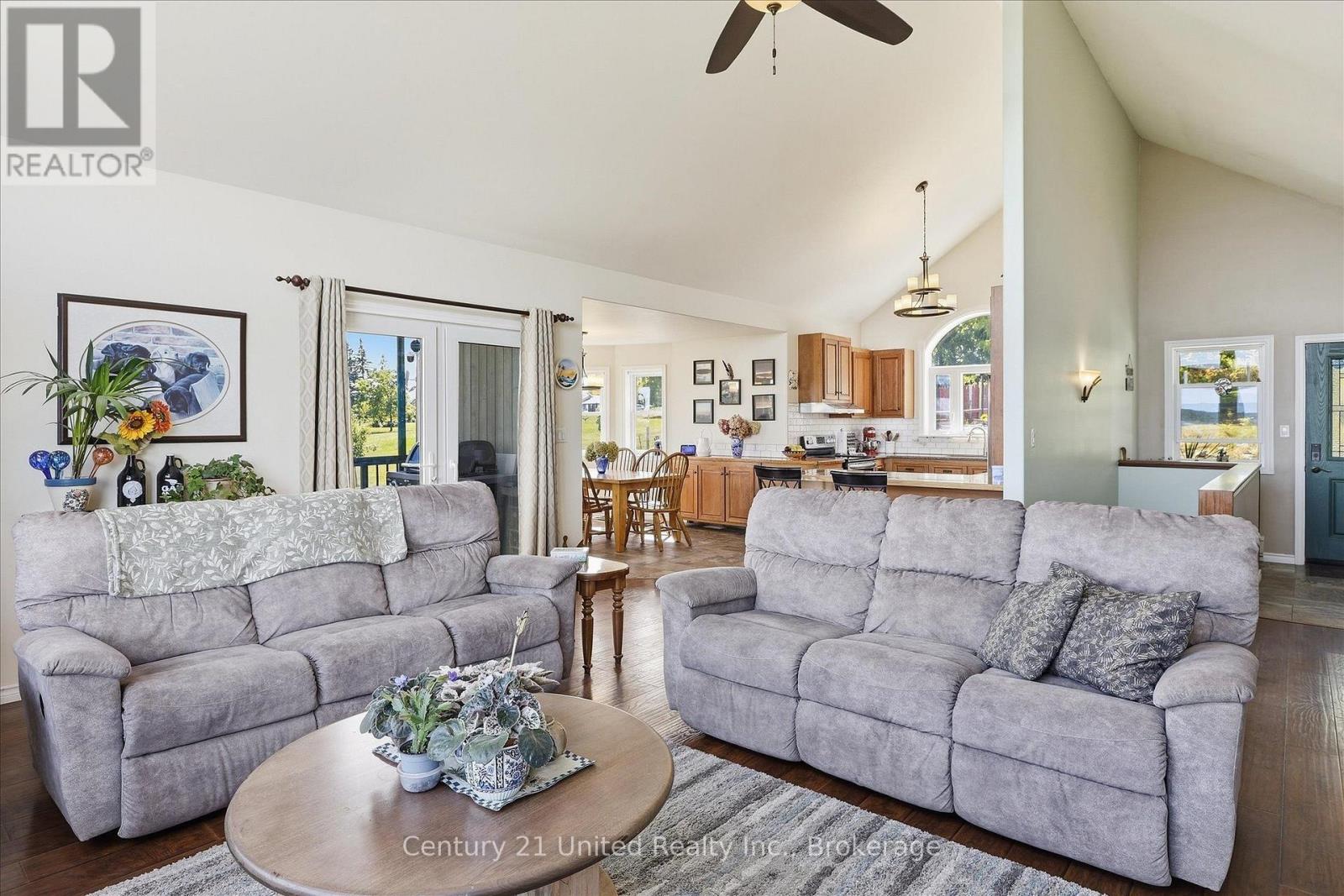 216 NORTH INDIAN ROAD - Image 15
