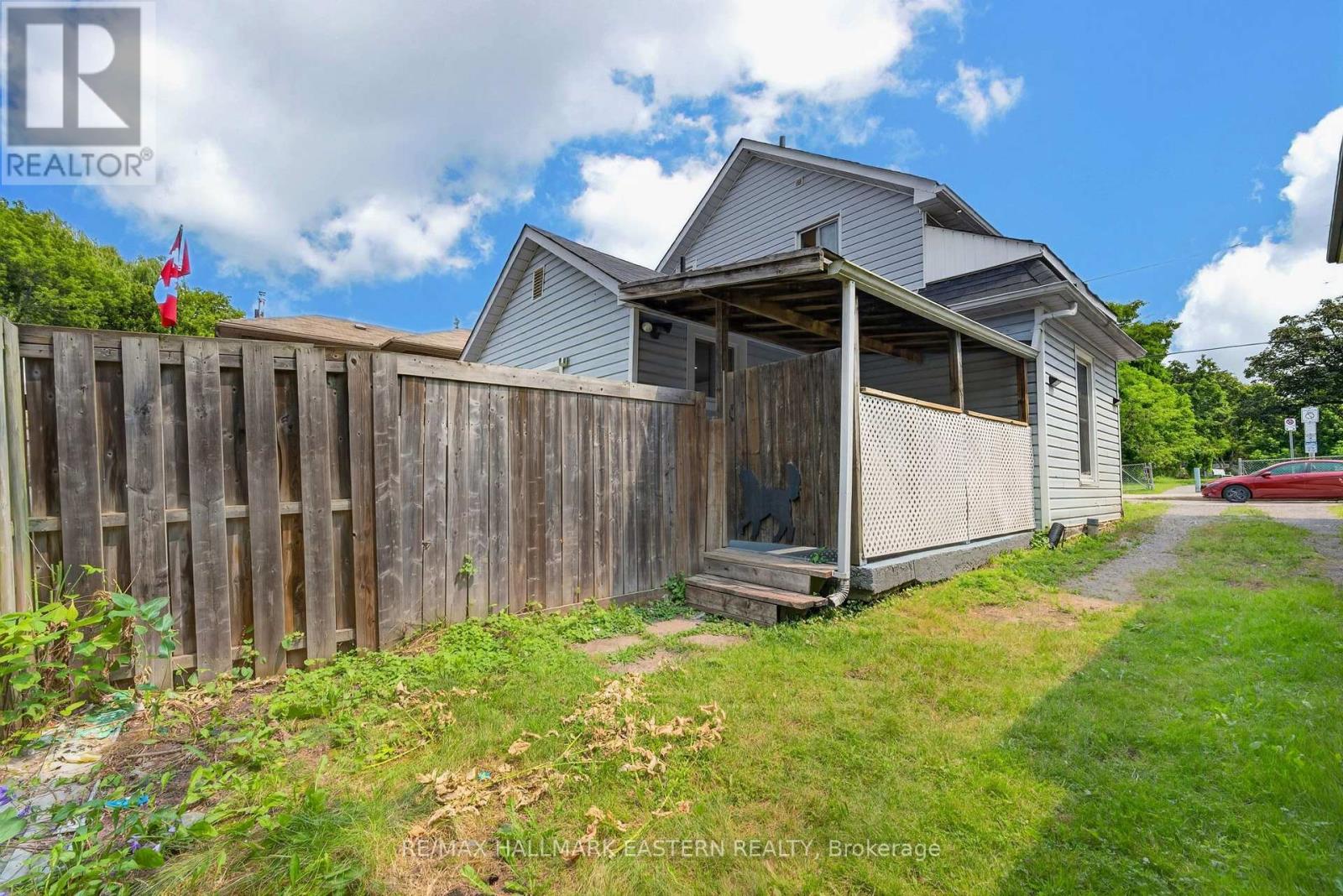 625 UNION STREET - Image 34
