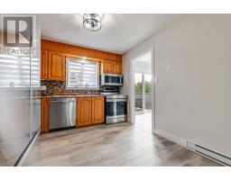 36 Moores Drive thumbnail 12