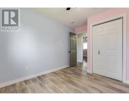 36 Moores Drive thumbnail 20
