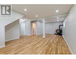 36 Moores Drive thumbnail 27