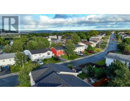 36 Moores Drive thumbnail 37