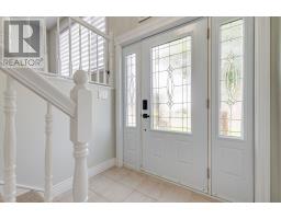 36 Moores Drive thumbnail 4