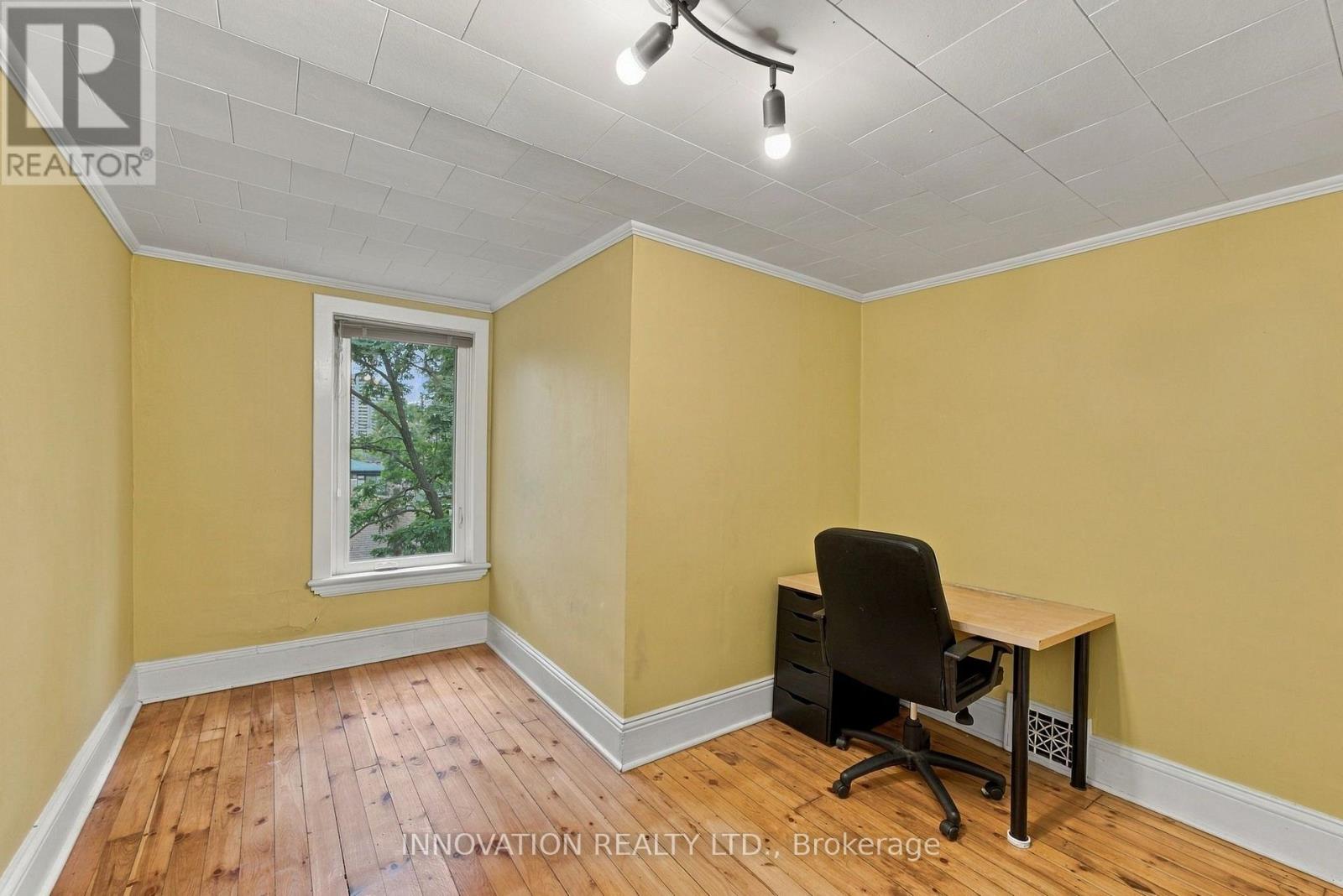 204 COMPTON AVENUE - Image 32