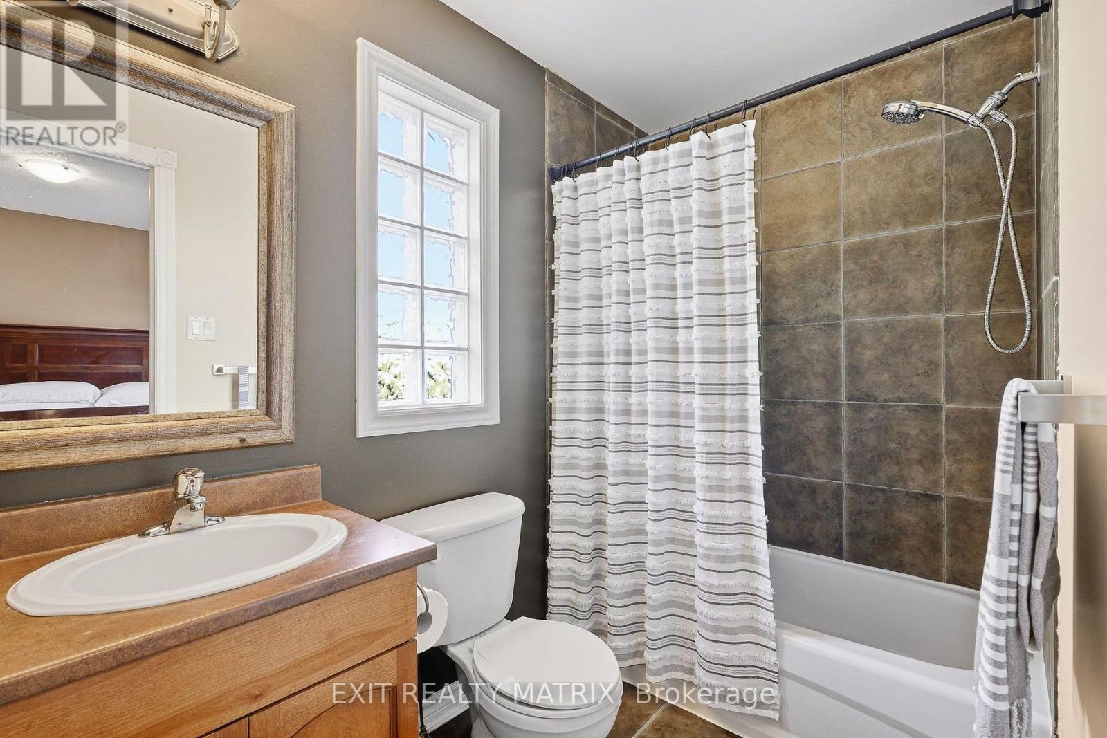 65 LACHAINE STREET - 20