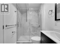 4pc Bathroom - 3820 14 Avenue Se, Calgary, AB T2A0K3 Photo 14