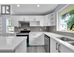 4pc Bathroom - 3820 14 Avenue Se, Calgary, AB T2A0K3 Photo 7