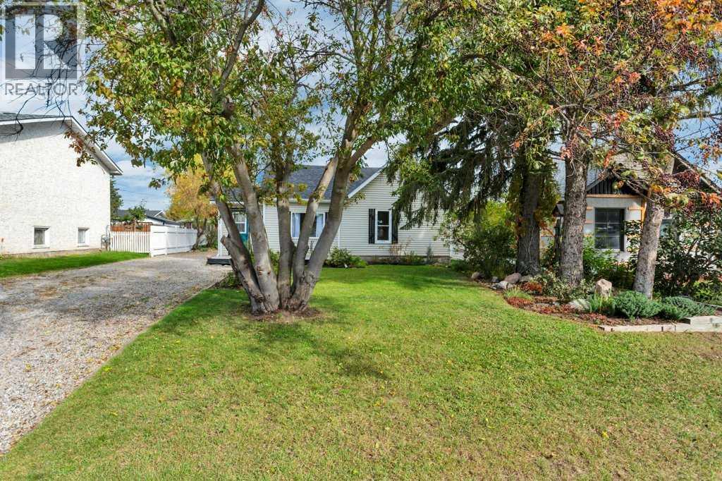 Listing photo – 4618 51 Avenue, Rimbey