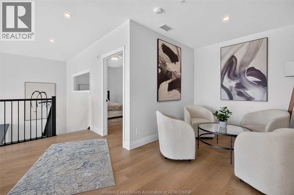 #206 4400 Laurier PARKWAY - Image 21