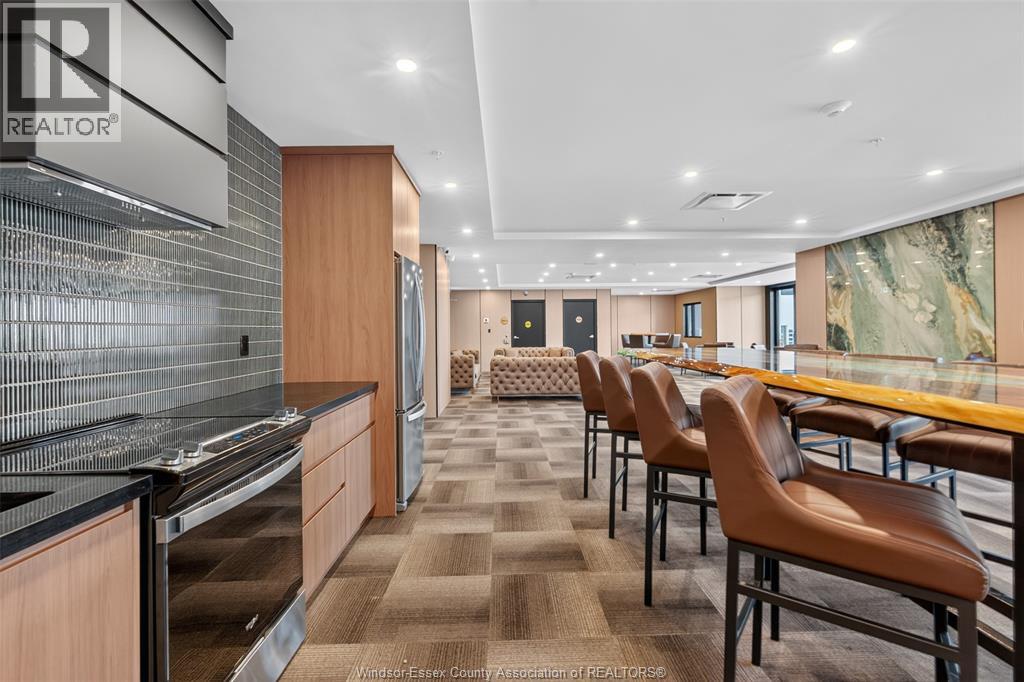 #206 4400 Laurier PARKWAY - 46