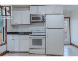 248 Pierre, Windsor, ON N9A2A8 Photo 10
