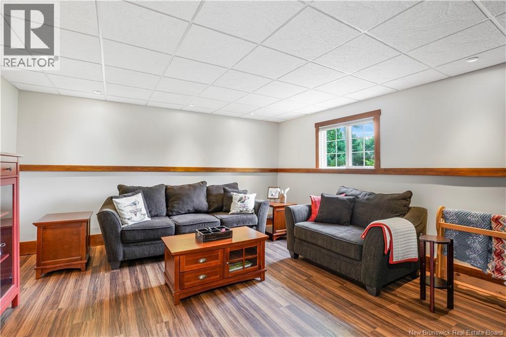 50 Mooney Avenue - Image 33