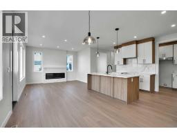 Bedroom - 162 Heritage Court, Cochrane, AB T4C2N5 Photo 18