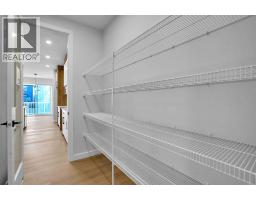 4pc Bathroom - 183 Heritage Court, Cochrane, AB T4C2N5 Photo 8