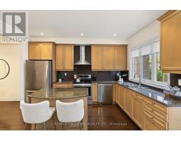 3 Flook Lane, Toronto, ON M2R3Y5 Photo 12