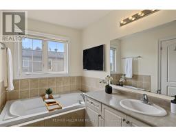 3 Flook Lane, Toronto, ON M2R3Y5 Photo 31
