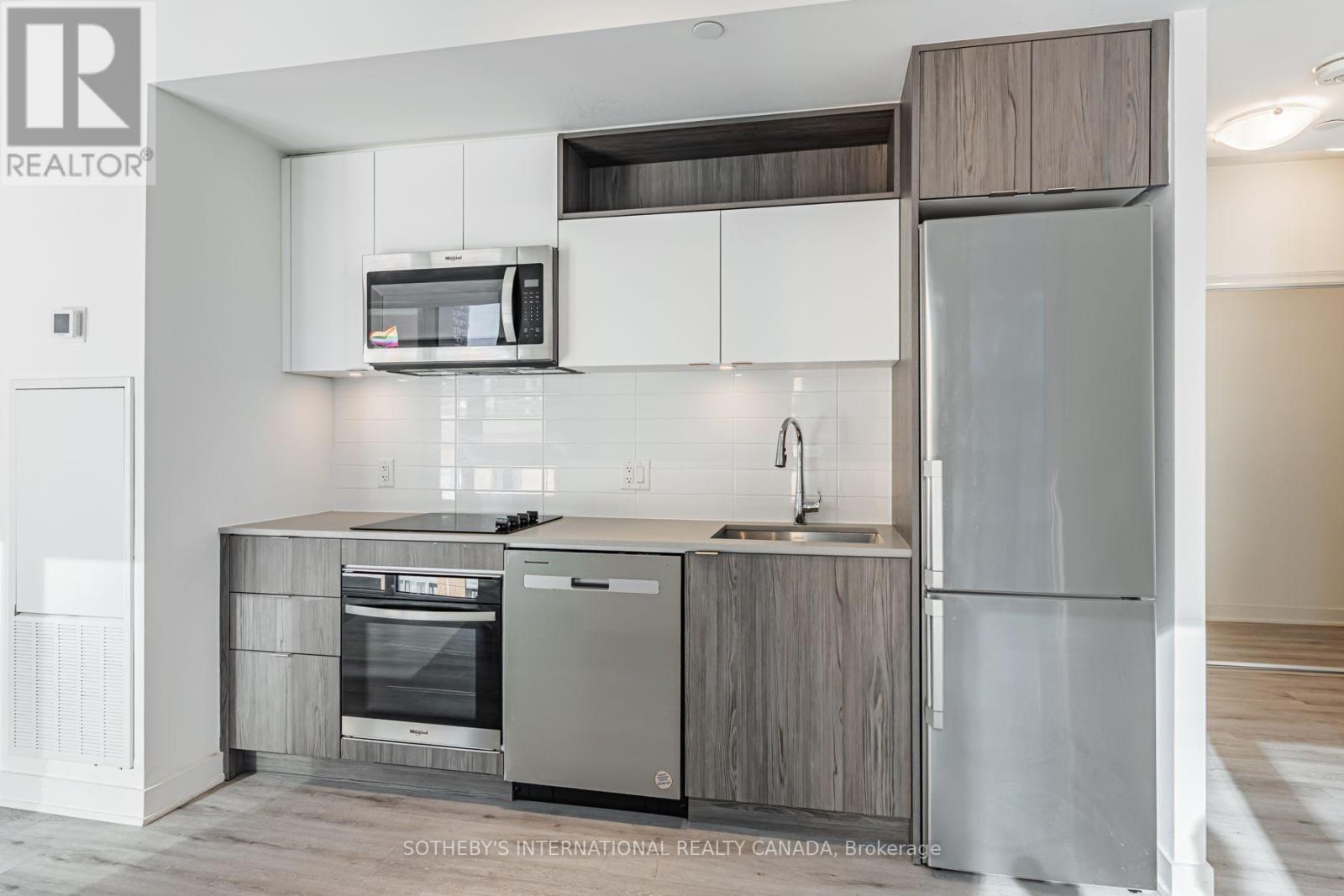 #907 100 DALHOUSIE STREET - 11