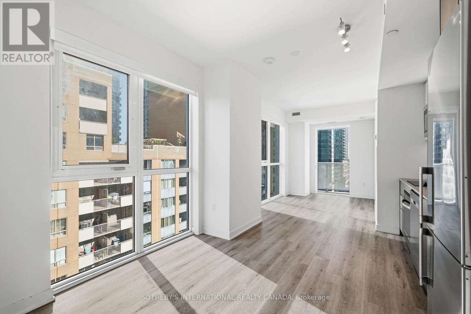 #907 100 DALHOUSIE STREET - 2