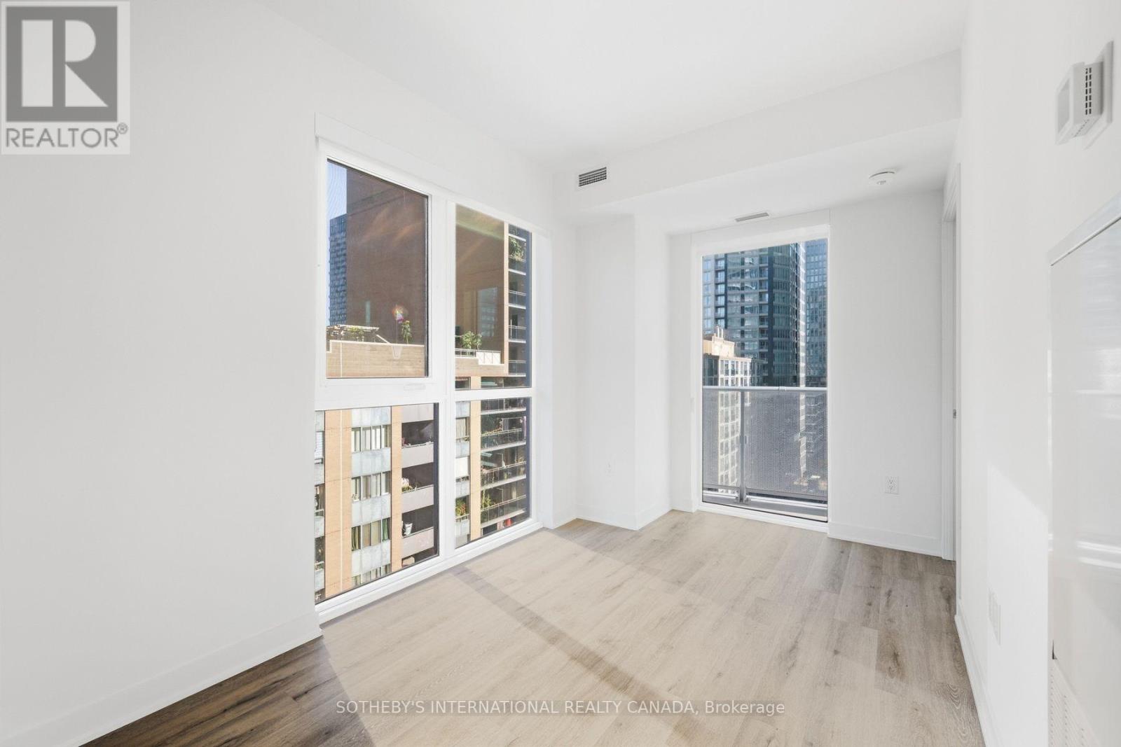#907 100 DALHOUSIE STREET - 8