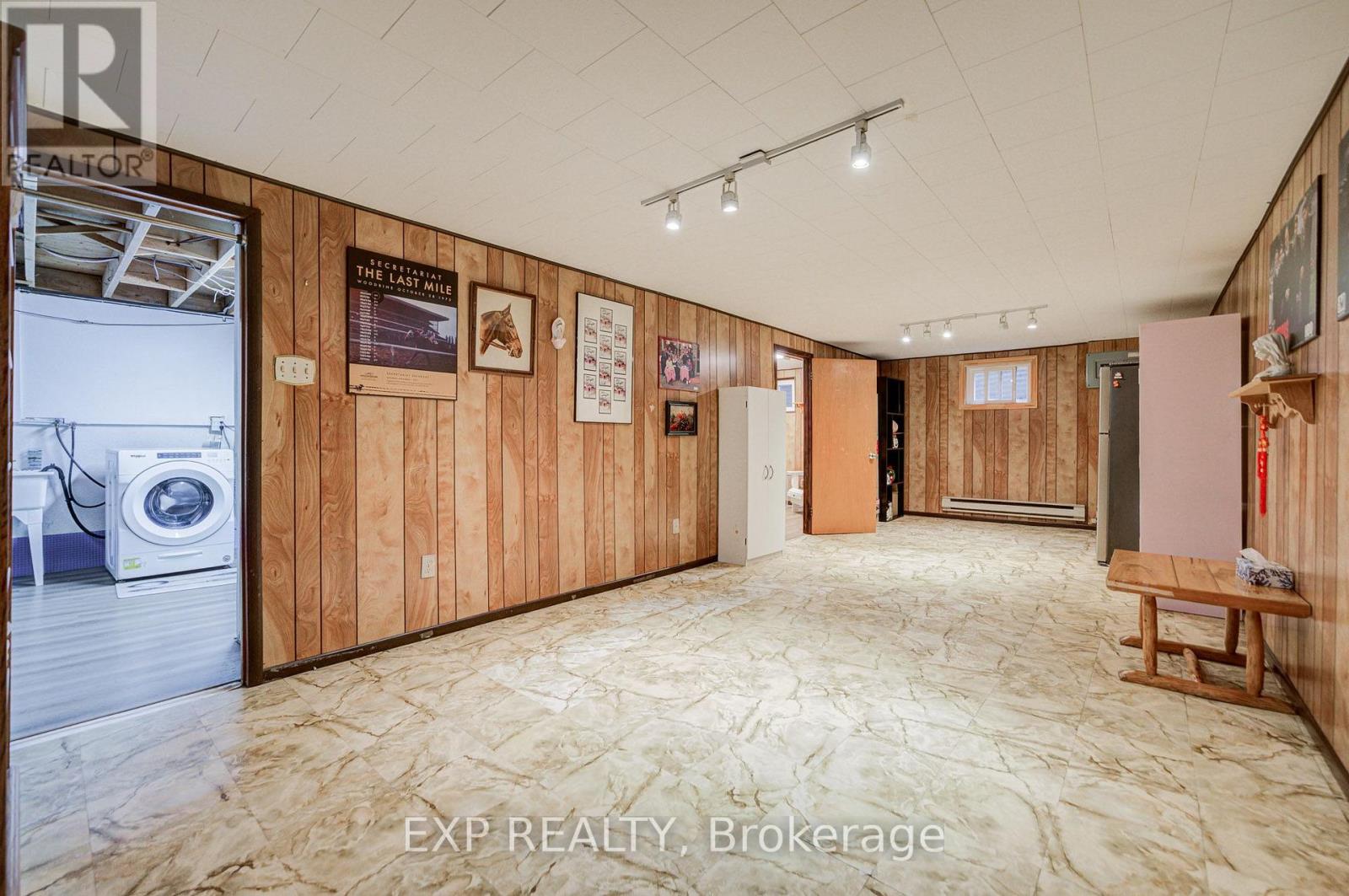17 RUSTYWOOD DRIVE - Image 33