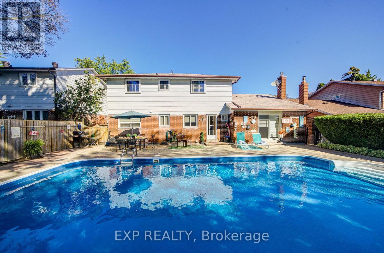 17 RUSTYWOOD DRIVE - Image 38