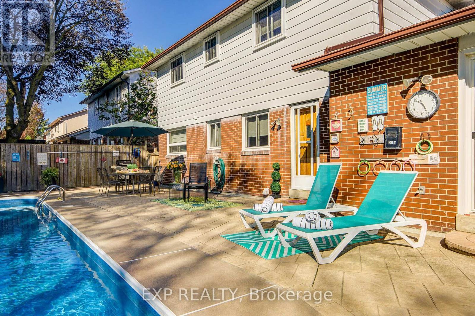 17 RUSTYWOOD DRIVE - Image 43