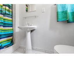 152 Hilda Avenue, Toronto, ON M2M1V9 Photo 25