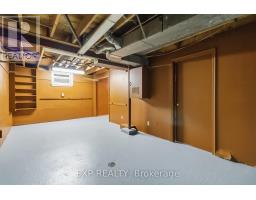 152 Hilda Avenue, Toronto, ON M2M1V9 Photo 38