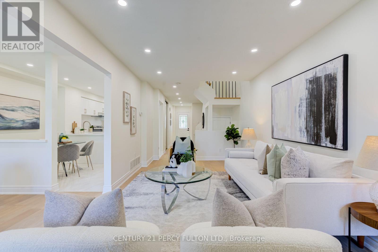 33 LORNA RAE BOULEVARD - 10