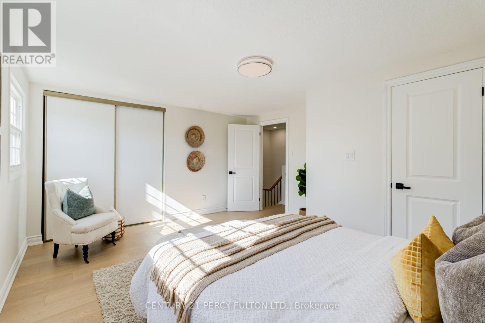 33 LORNA RAE BOULEVARD - Image 30