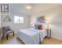 33 Lorna Rae Boulevard, Toronto, ON M1V2C7 Photo 37