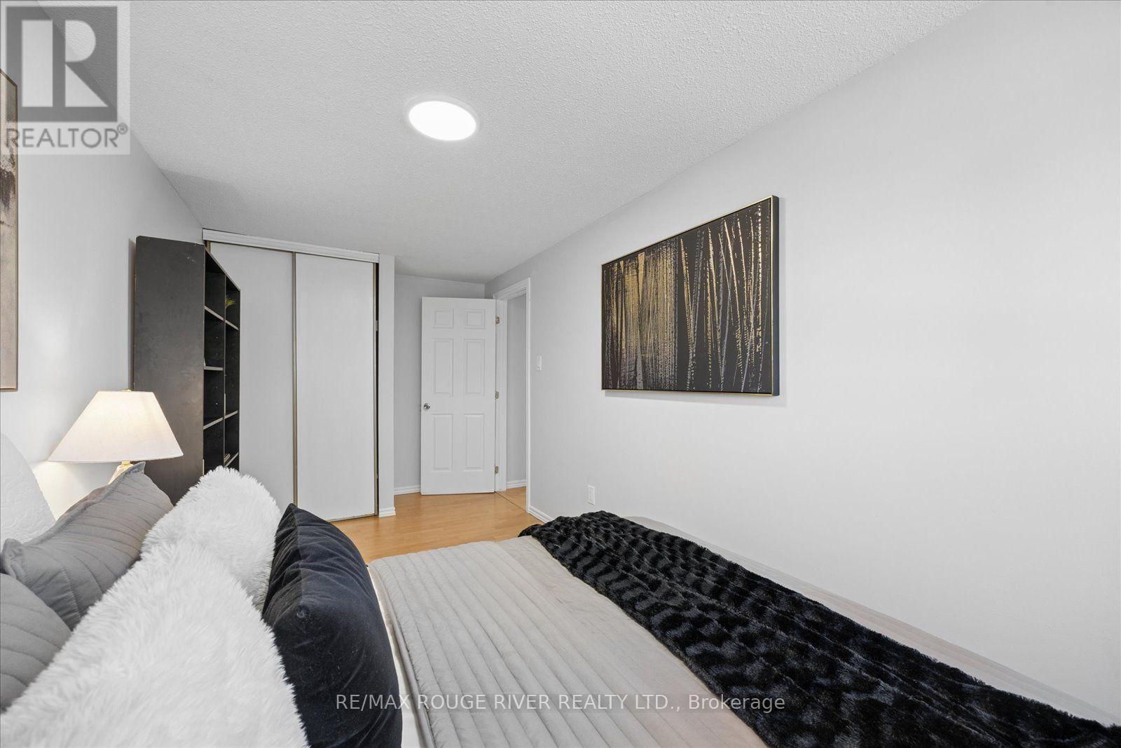371 ORMOND DRIVE - 19