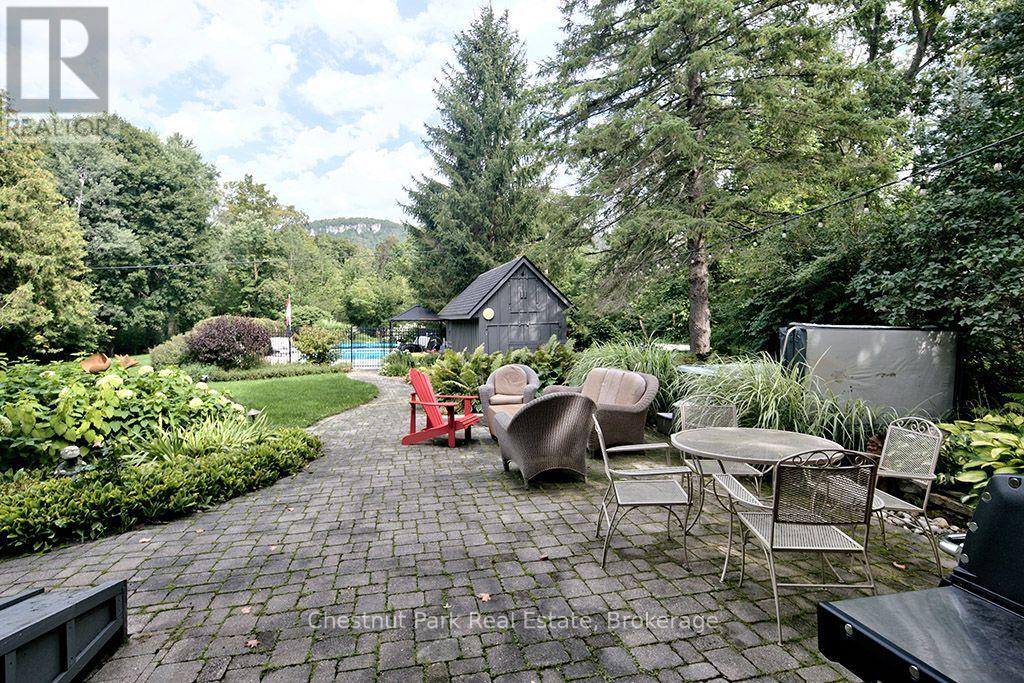 235299 GREY ROAD 13 - 13