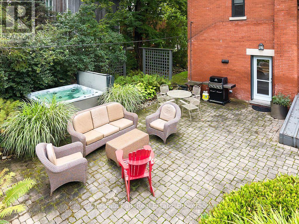 235299 GREY ROAD 13 - 14