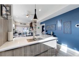 Bathroom - 102 - 10 Beausoleil Lane, Blue Mountains, ON L9Y0V2 Photo 7