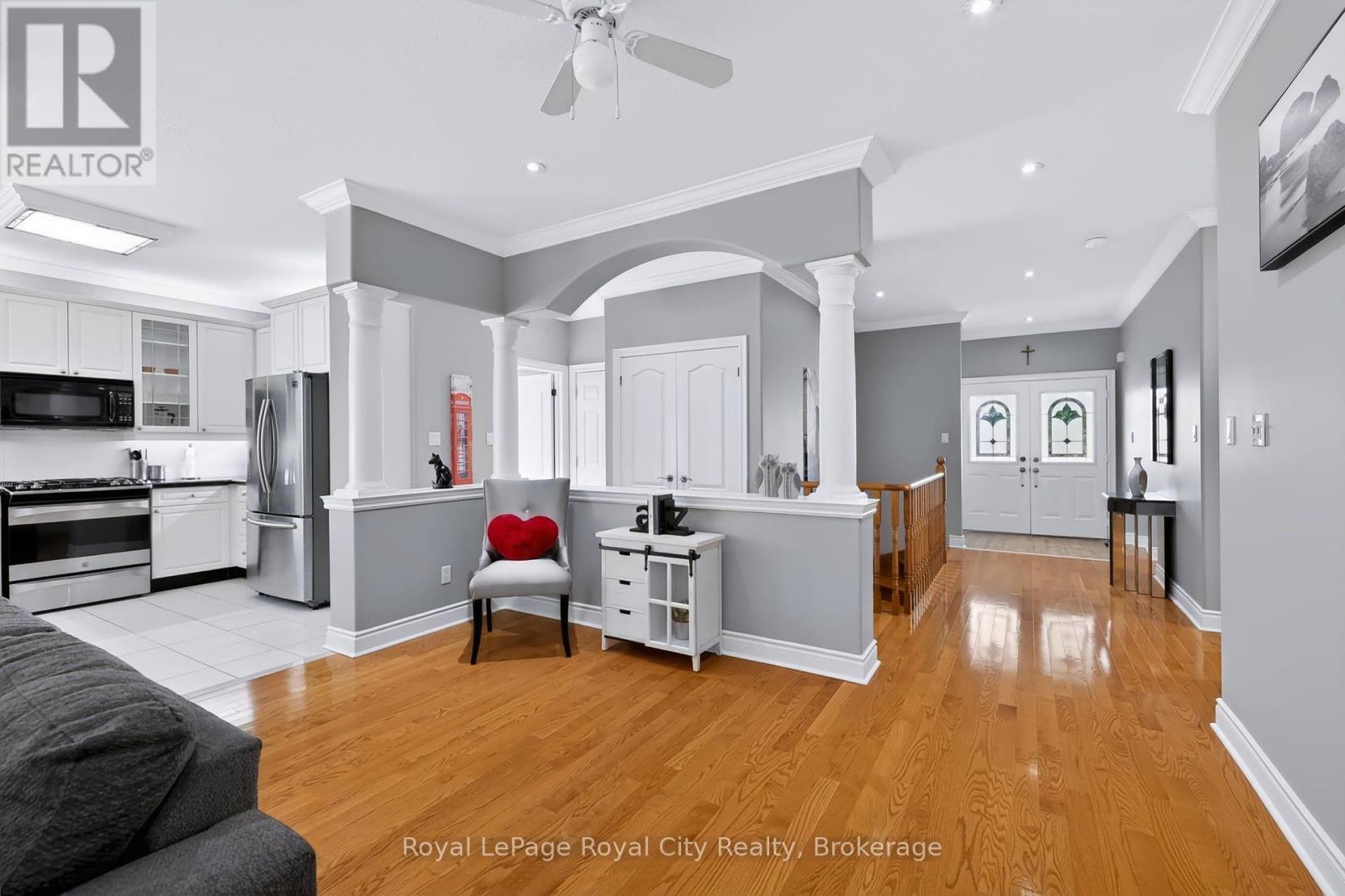 142 MILNE PLACE - 10