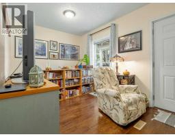 419 12b Street N, Lethbridge, AB T1H2L3 Photo 9