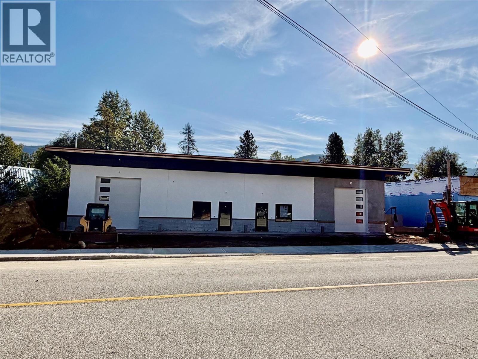 2241 6TH Avenue Unit# B, Castlegar — photo 5