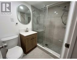 345 Centre Street E, Richmond Hill, ON L4C1B3 Photo 13