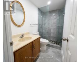 345 Centre Street E, Richmond Hill, ON L4C1B3 Photo 7