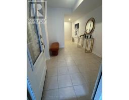 12 Mcgrath Avenue, Richmond Hill, ON L4S0K5 Photo 7