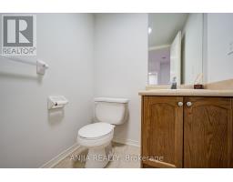66 Prince Charles Way, Markham, ON L6C0M7 Photo 13