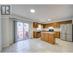 66 Prince Charles Way, Markham, ON L6C0M7 Photo 15