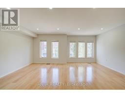 66 Prince Charles Way, Markham, ON L6C0M7 Photo 24
