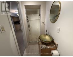 Bsmt - 190 Falstaff Avenue, Toronto, ON M6L3C3 Photo 11