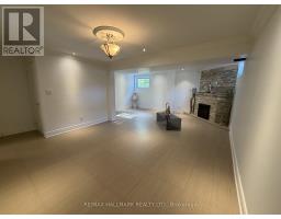 Bsmt - 190 Falstaff Avenue, Toronto, ON M6L3C3 Photo 15