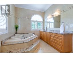 16 Rosegarden Drive, Brampton, ON L6P0E6 Photo 14