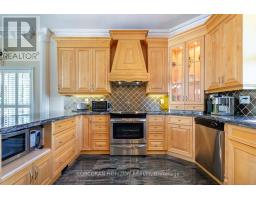 16 Rosegarden Drive, Brampton, ON L6P0E6 Photo 6