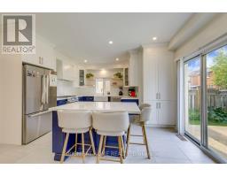 2244 Overfield Road, Oakville, ON L6M3S8 Photo 12